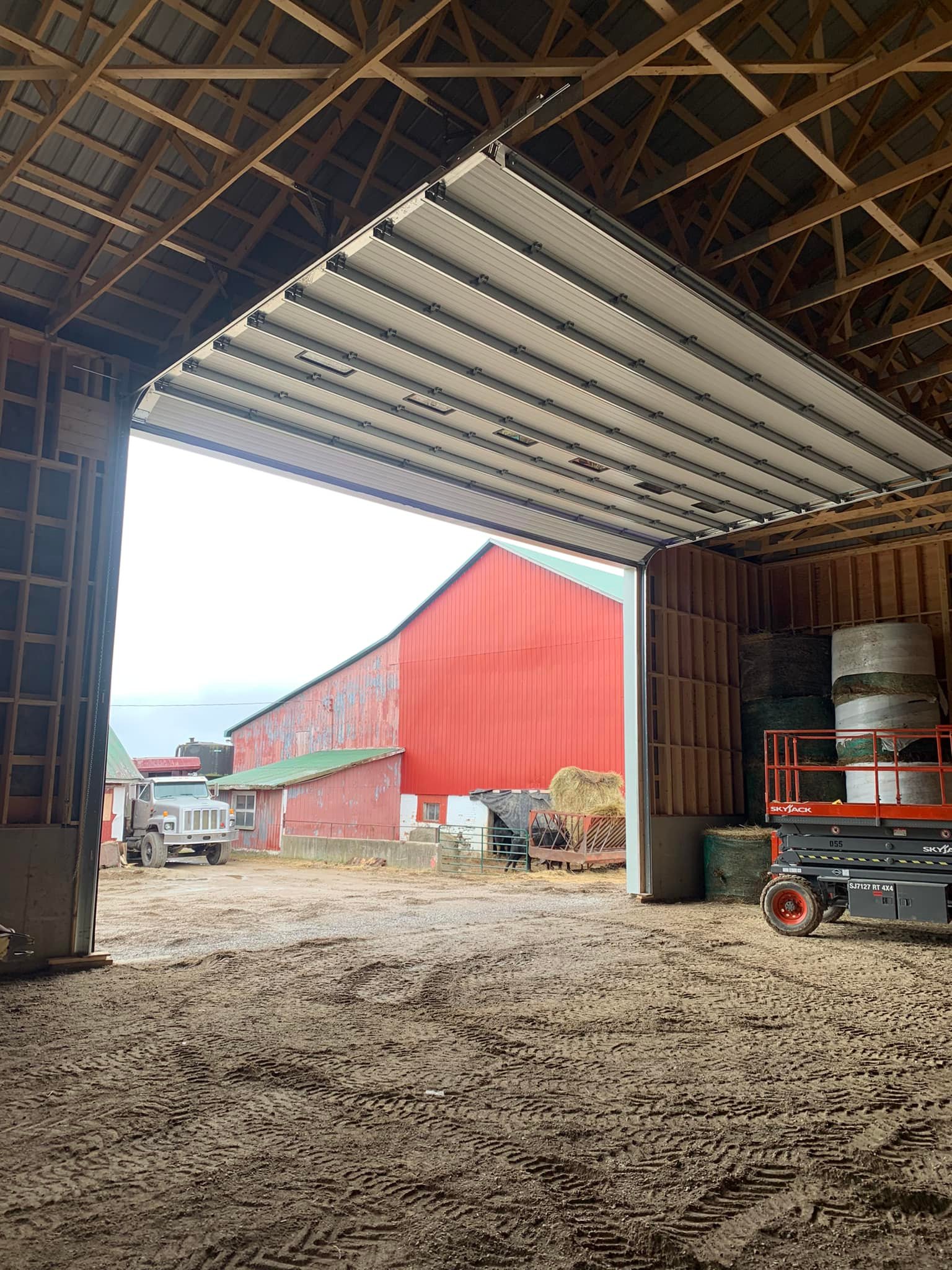 Commercial-Garage-Door-Example-06