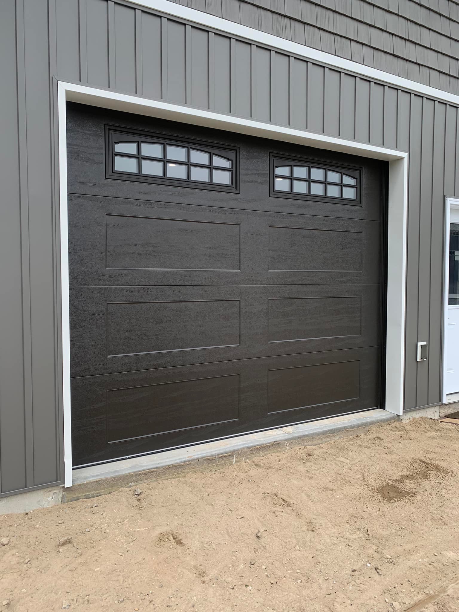 Composite-Wooden-Garage-Door-Example-02