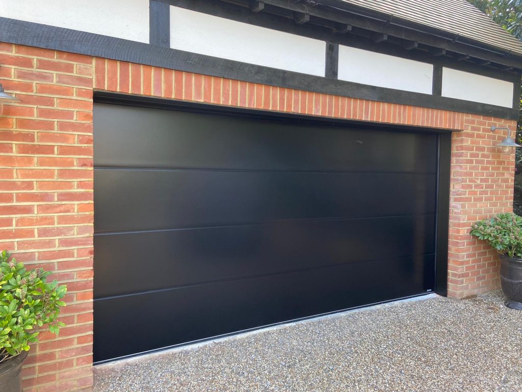 Vinyl-Garage-Door-Example-04