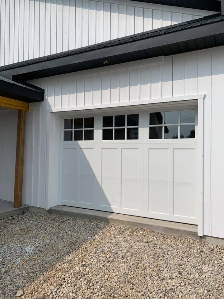 Custom-Aluminum-Doors